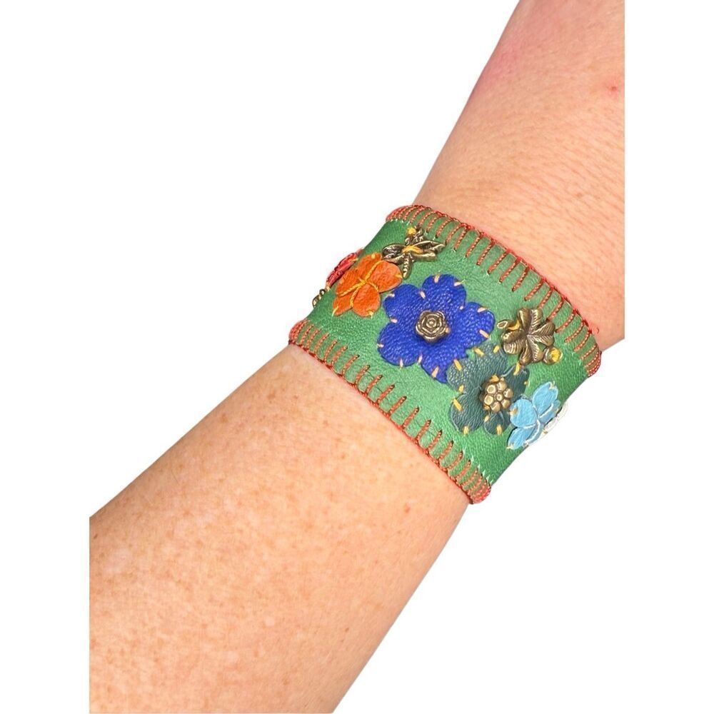 Boutique leather floral wrap bracelet